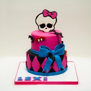 Monster High Cakes – Decoration Ideas | Little Birthday Cakes