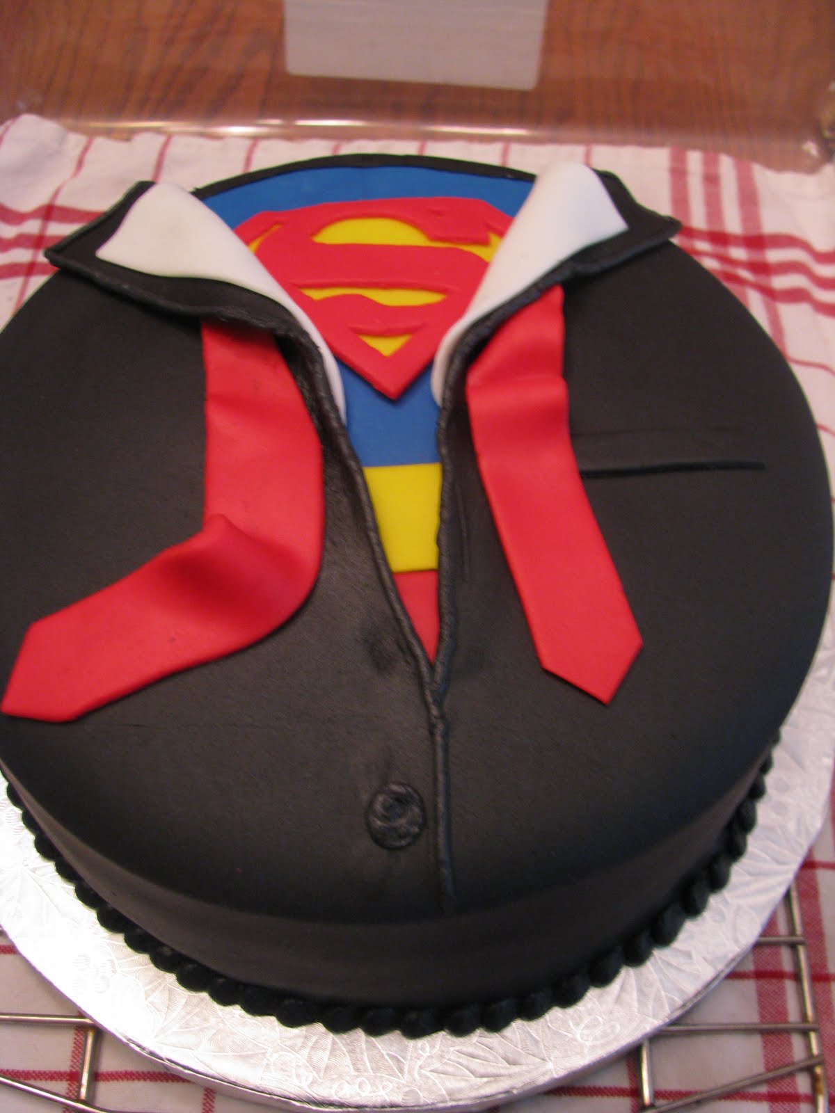 Superman Cakes – Decoration Ideas | Little Birthday Cakes