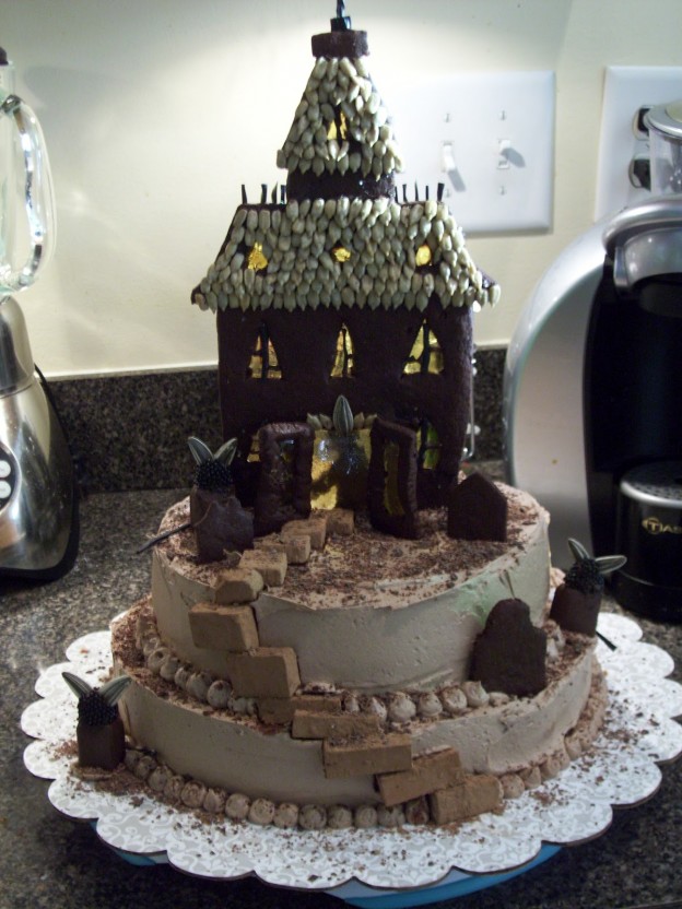 Haunted House Cakes Decoration Ideas Little Birthday Cakes