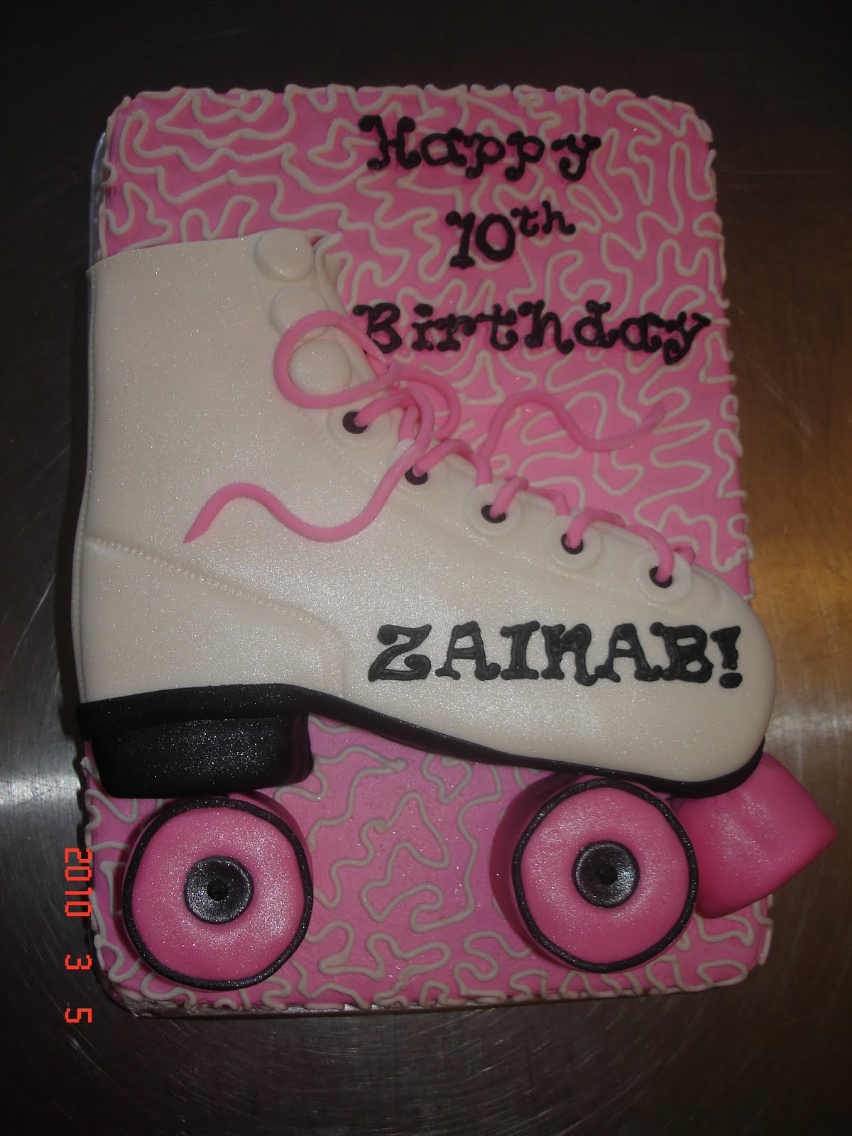 Roller skating cake ideas