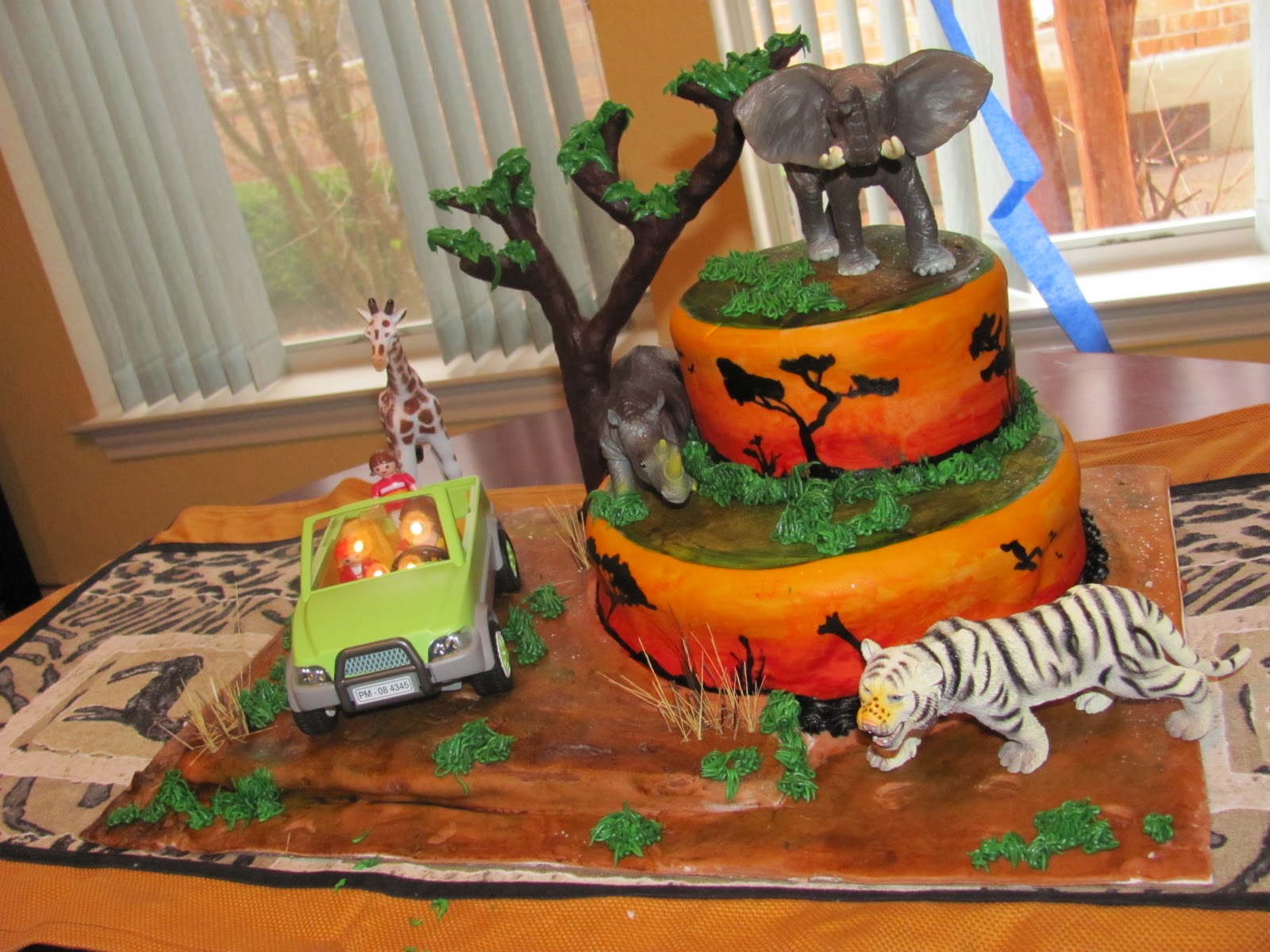 homemade safari cake